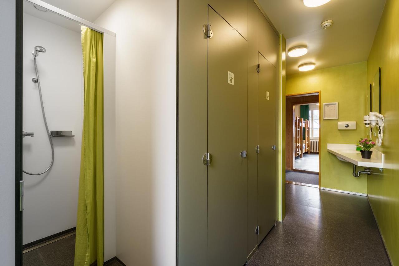 Backpackers Villa Sonnenhof - Hostel Інтерлакен Екстер'єр фото