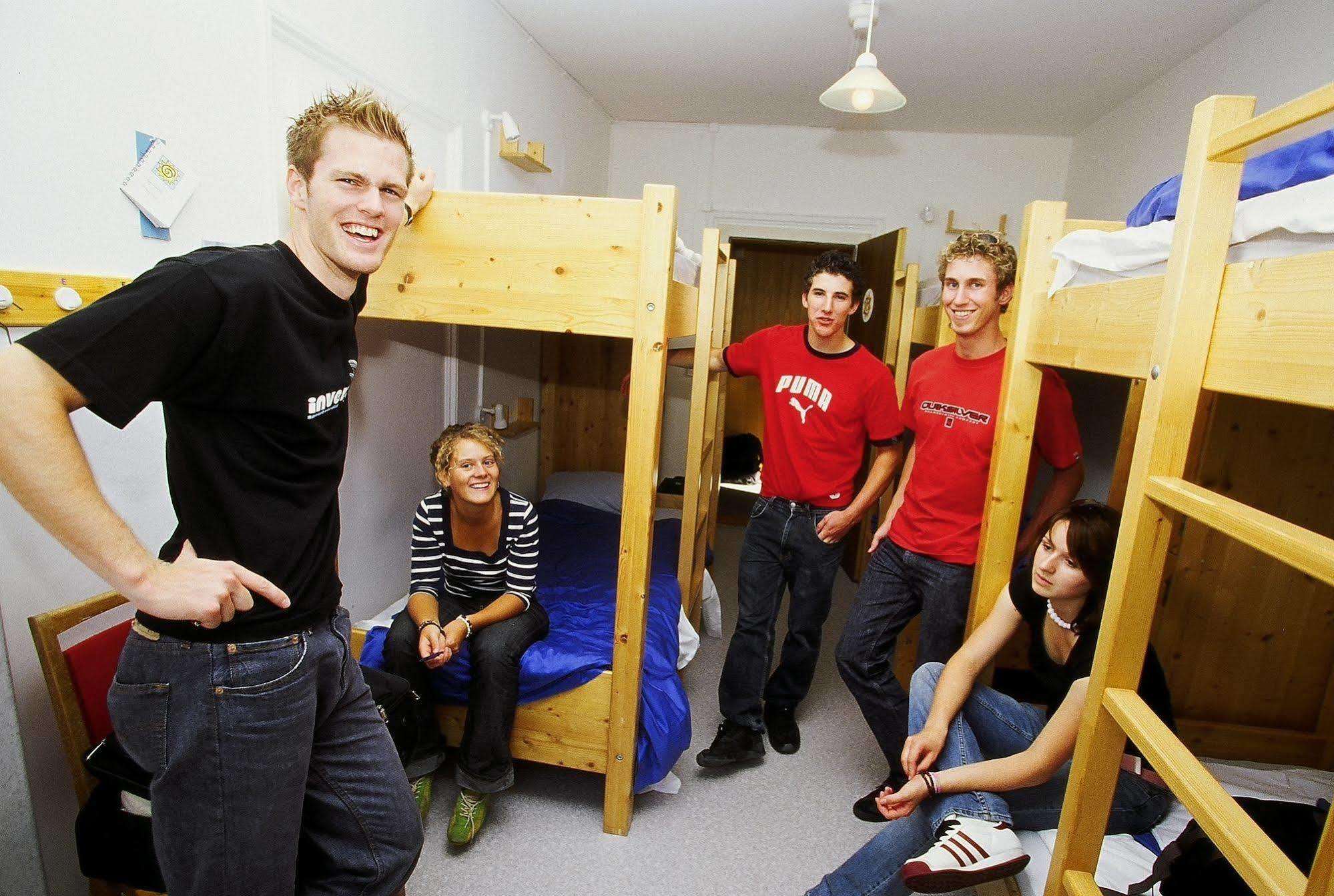 Backpackers Villa Sonnenhof - Hostel Інтерлакен Екстер'єр фото