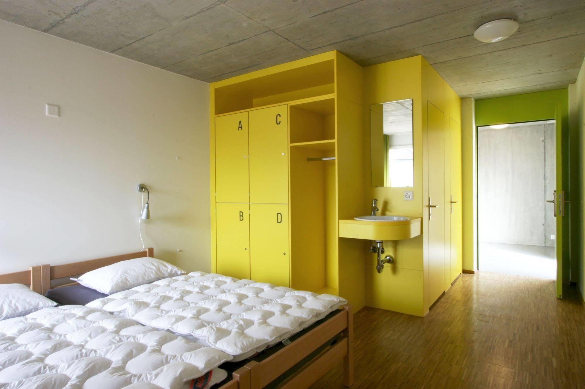 Backpackers Villa Sonnenhof - Hostel Інтерлакен Екстер'єр фото