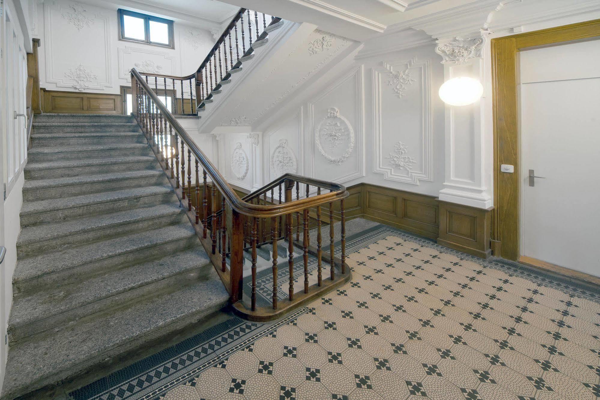 Backpackers Villa Sonnenhof - Hostel Інтерлакен Екстер'єр фото