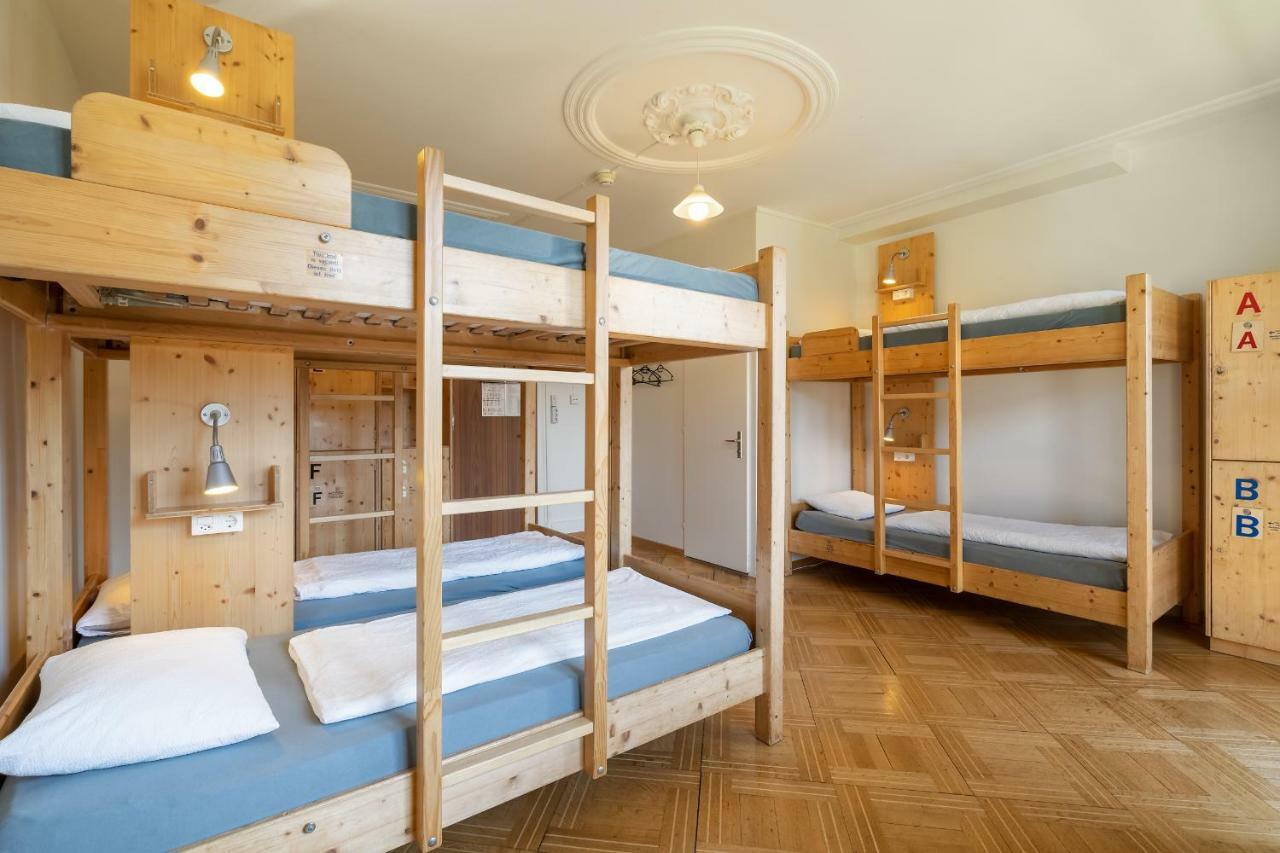 Backpackers Villa Sonnenhof - Hostel Інтерлакен Екстер'єр фото
